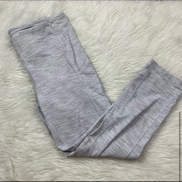 Lululemon Speed Up Crop 21in Stripe Wee Are From Space Gray Nimbus Battleship - Picture 1 of 3